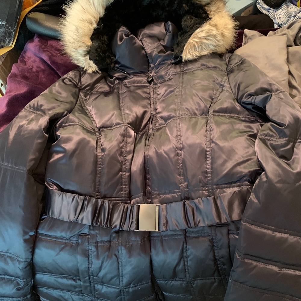 Shelli Segal Laundry Belted Down Puffer Coat 🧥